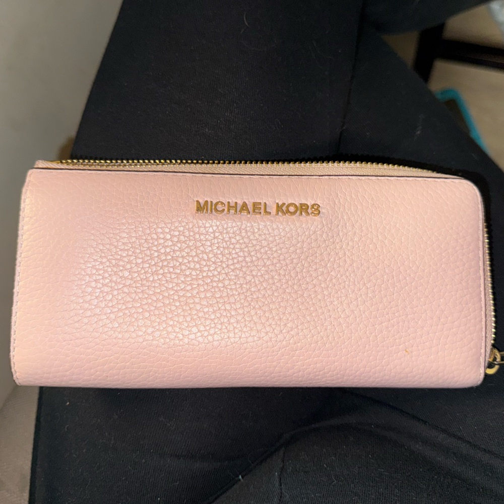 Michael Kors Pink Wallet Pebbled Leather Zip-Top